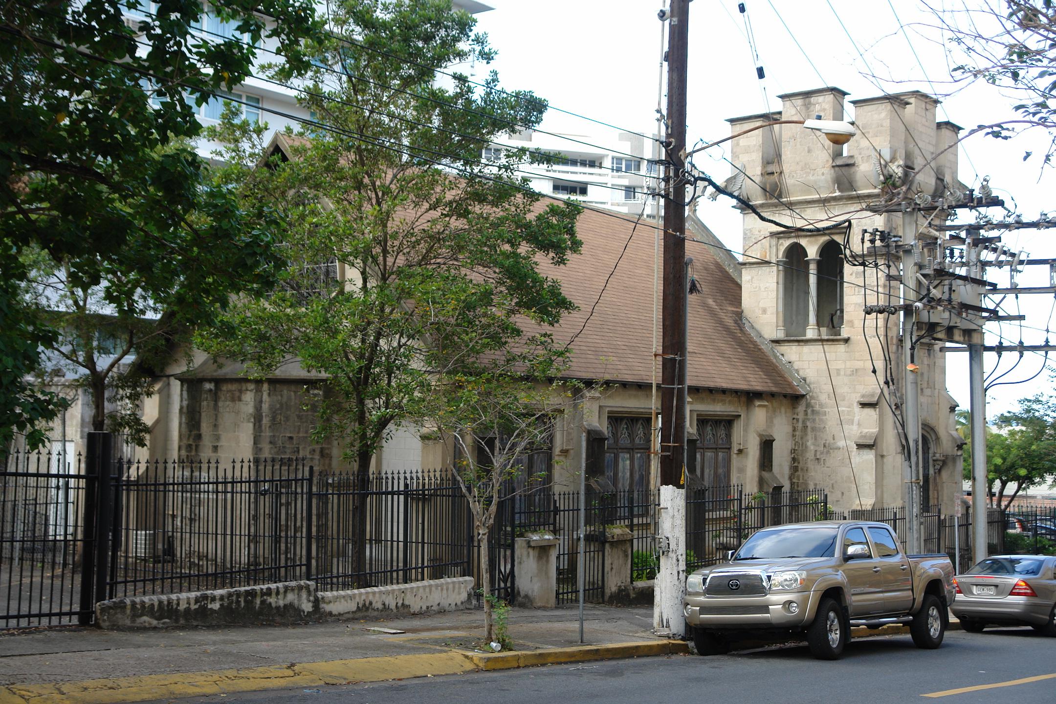 Capilla Nuestra Señora de Lourdes - San Juan (Miramar) - 2011 00121